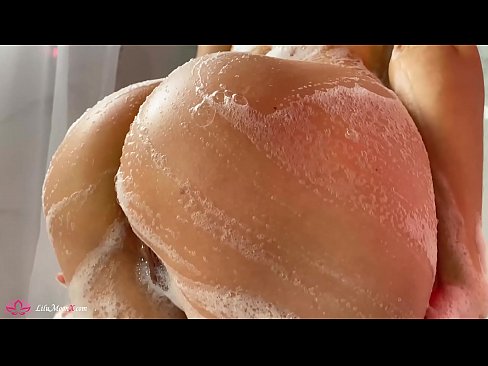 ❤️ Brunette si masturba a figa cù un vibratore per un orgasmu intensu in a doccia ️❌ Video cazzo  à co.porn-mz.ru ❤